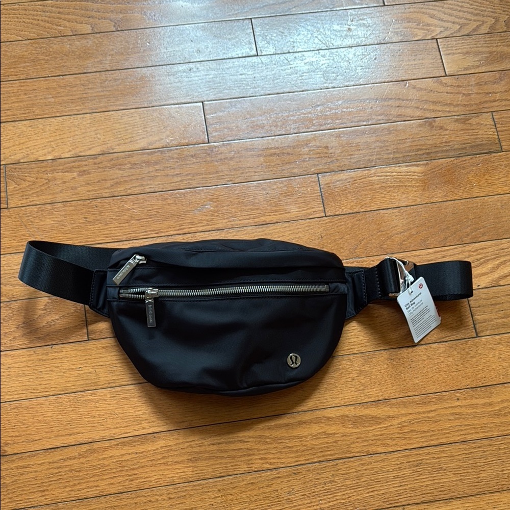 New Lululemon Athletica Black City Adventurer Belt Bag